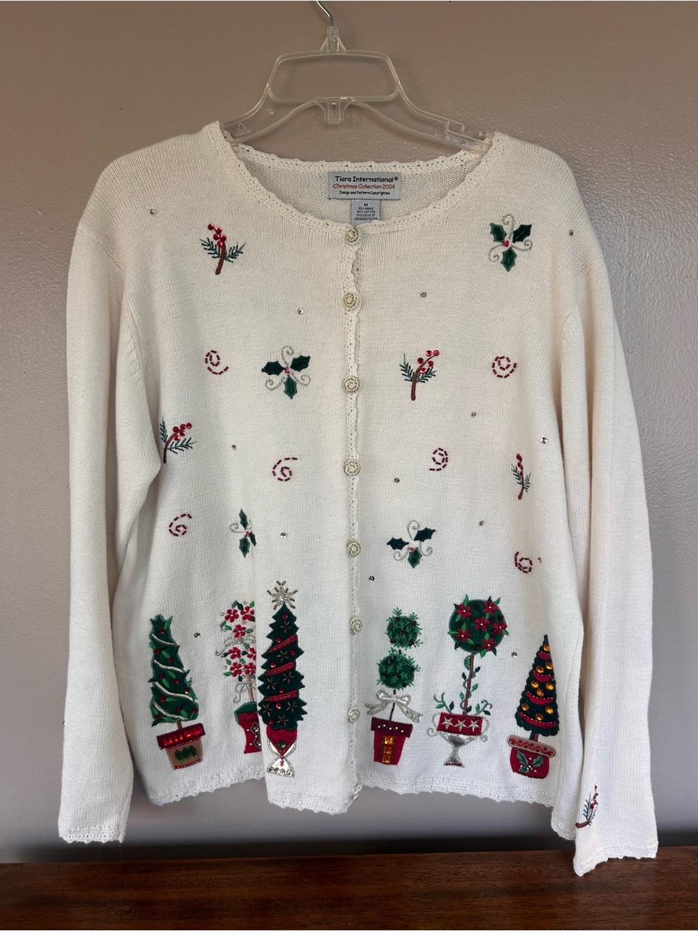 Tiara International 2004 Christmas Sweater Sz M Cream Embroidered/Beaded Holly